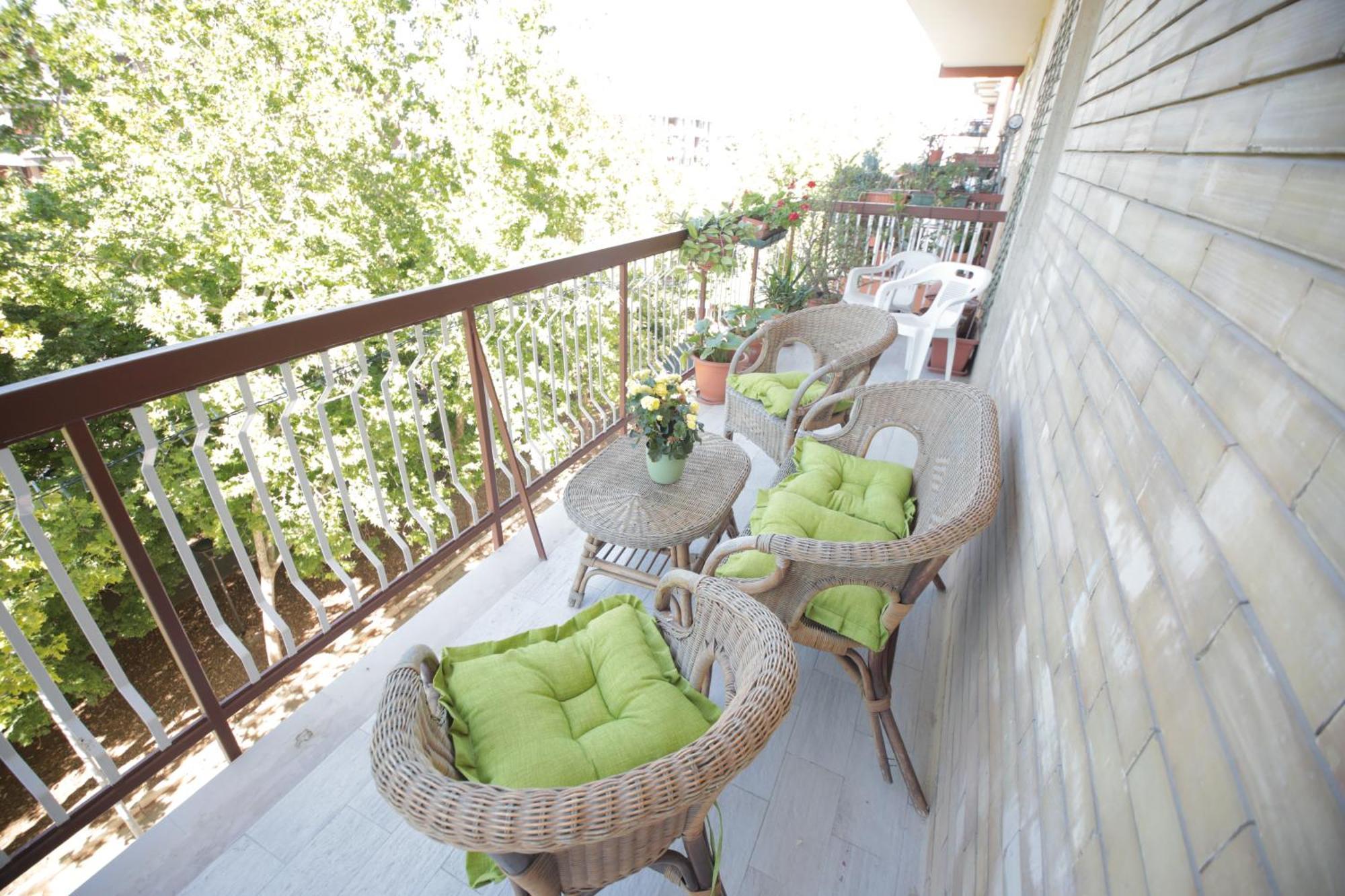 G & B House